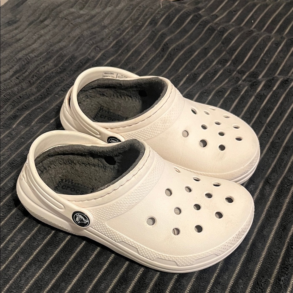 Kids Crocs 12.5 Lined